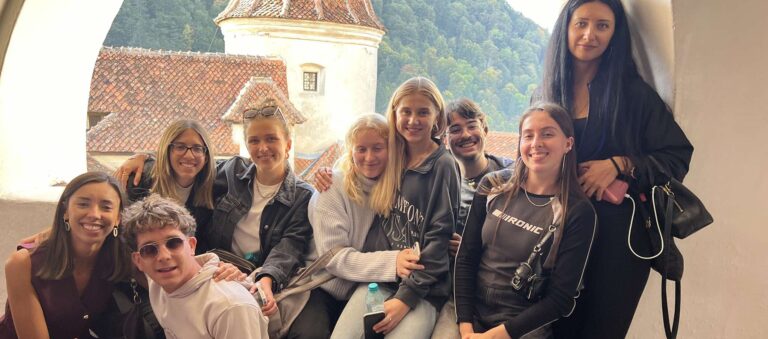Read more about the article Creative Youth Workers